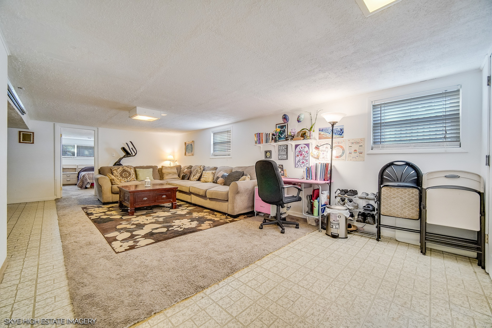 9805 Normandy Avenue, Oak Lawn, IL 60453