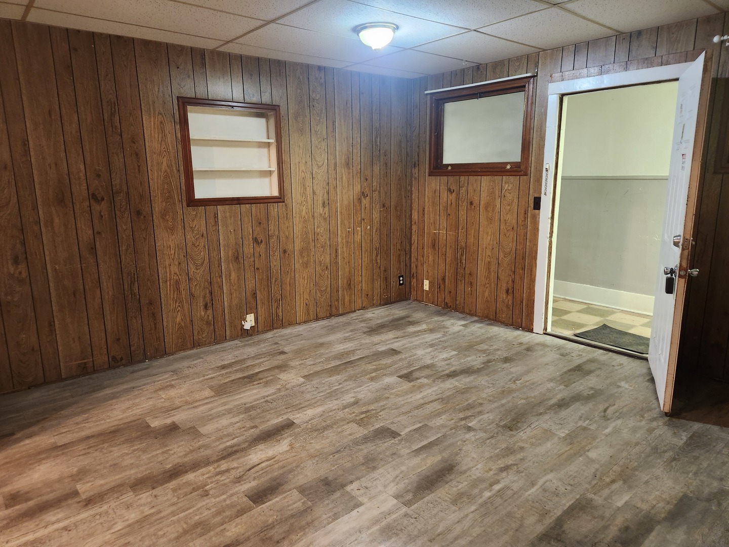 8 E Railroad Street #9, Sandwich, IL 60548