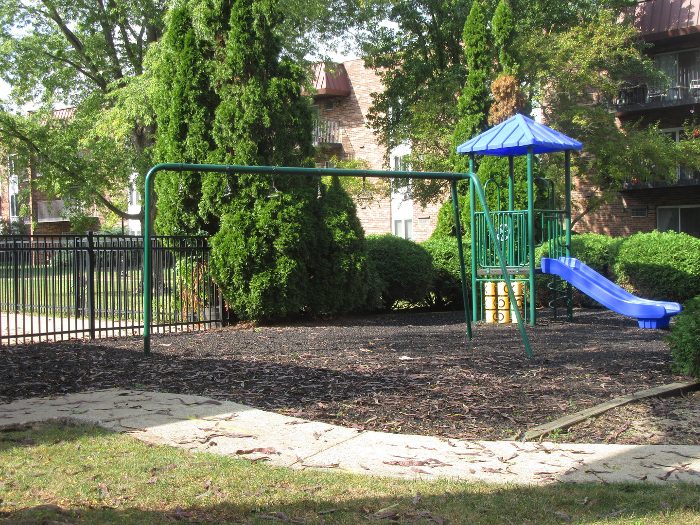 1053 W Ogden Avenue #236, Naperville, IL 60563