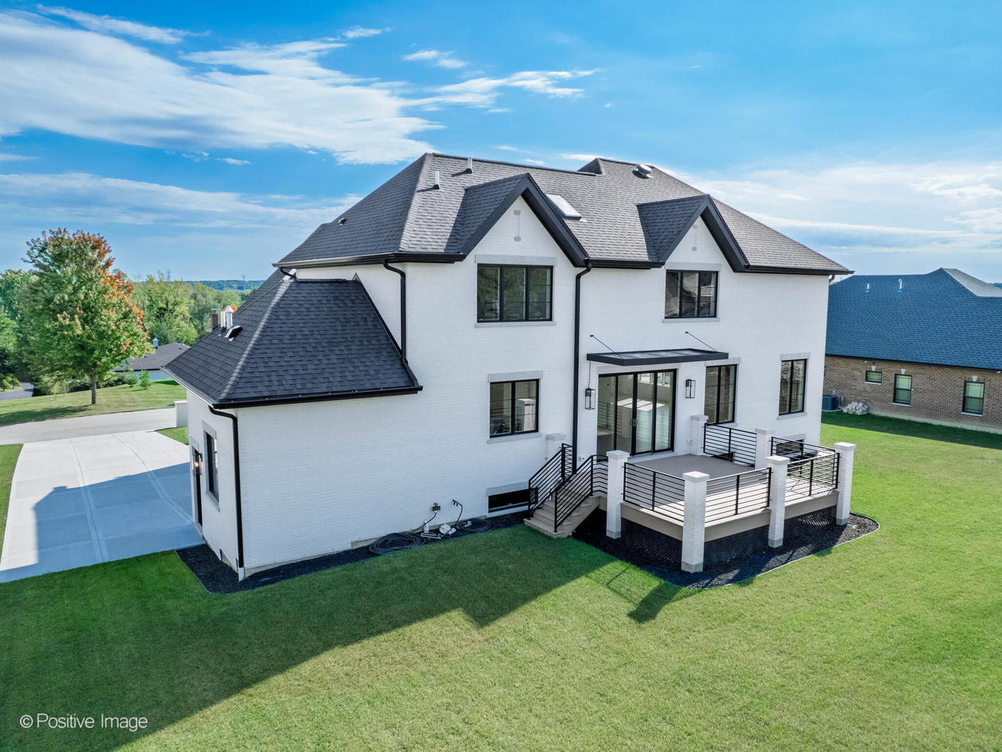 8302 Pleasant View Avenue, Willow Springs, IL 60480