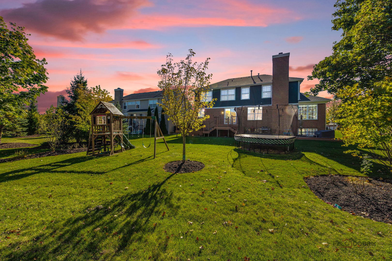 608 Sycamore Street, Vernon Hills, IL 60061