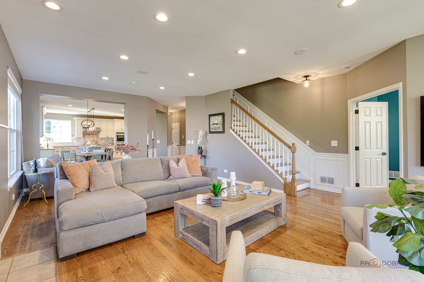 608 Sycamore Street, Vernon Hills, IL 60061