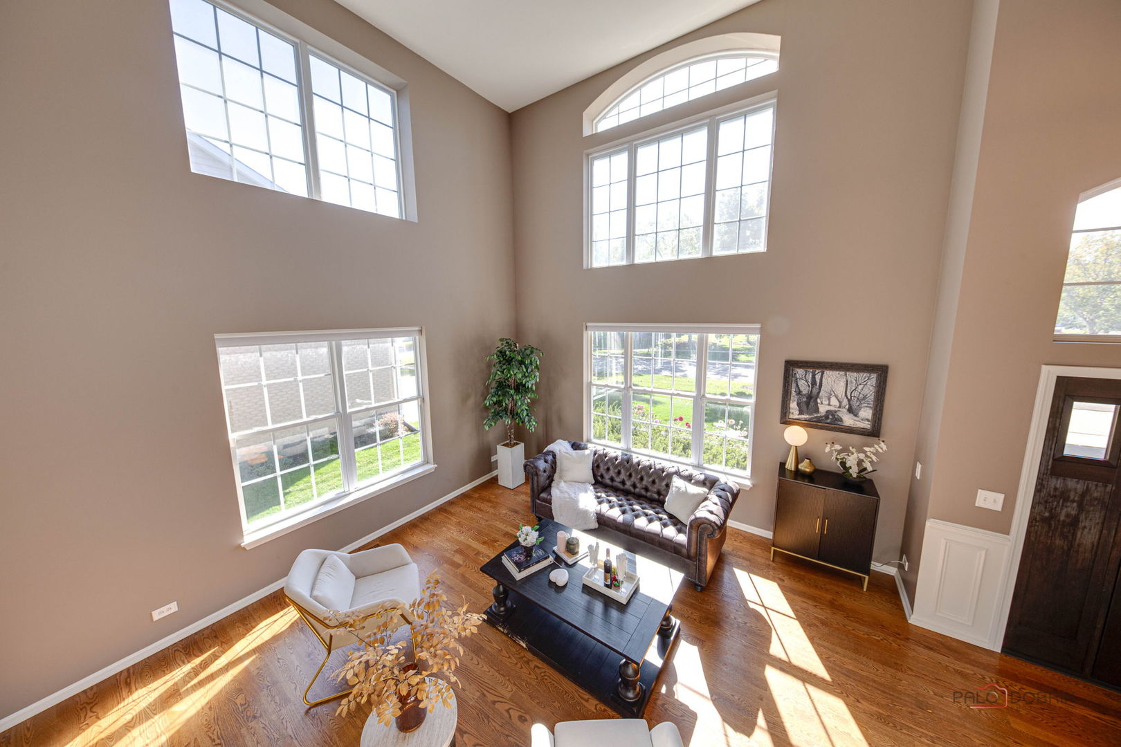 608 Sycamore Street, Vernon Hills, IL 60061