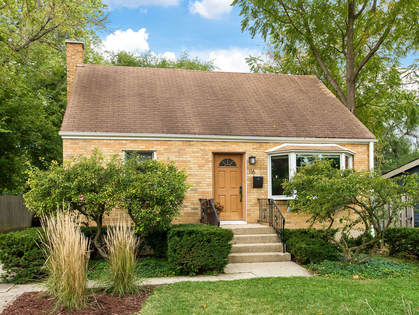 116 N Prairie Avenue, Mundelein, IL 60060