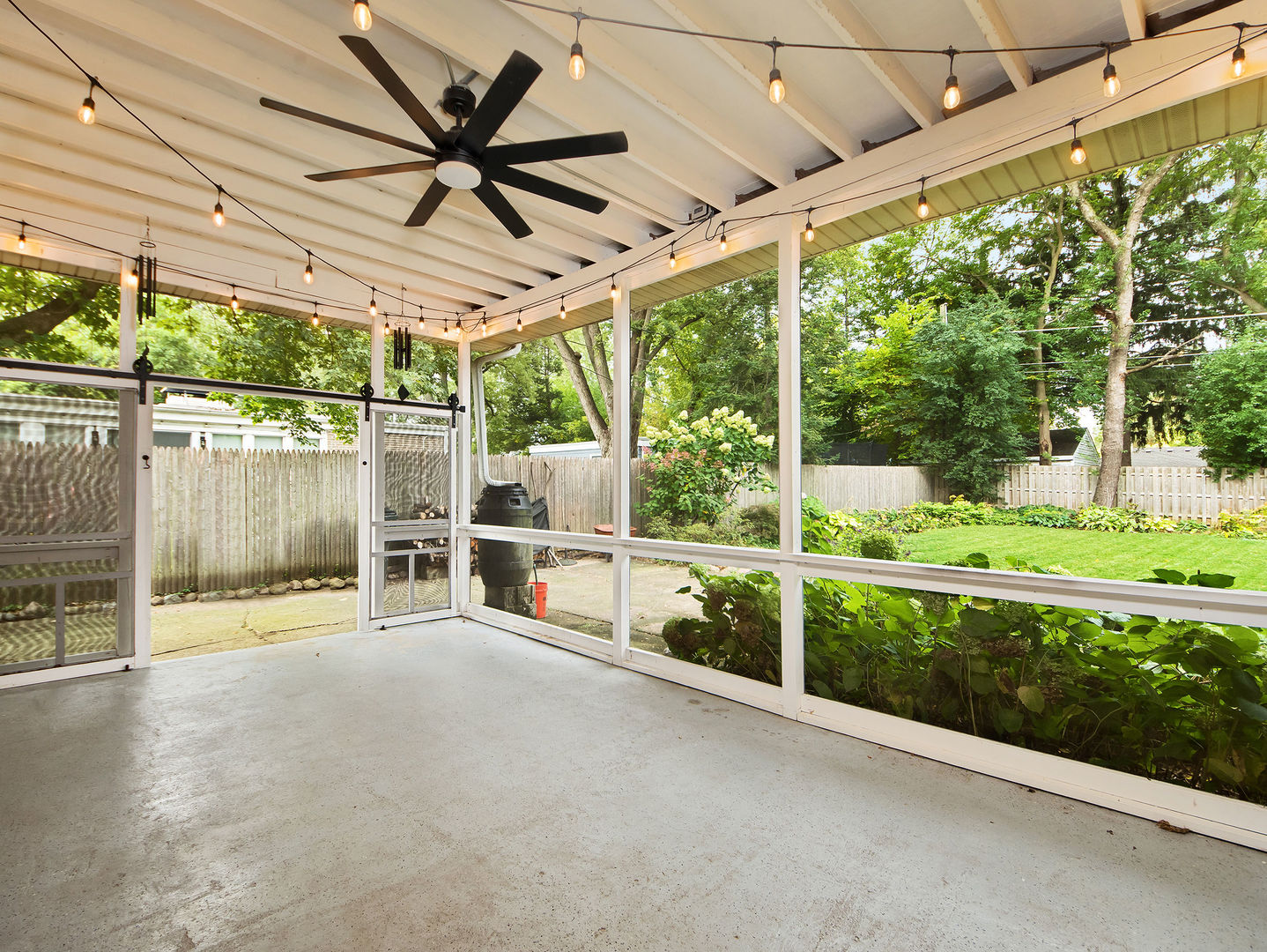 116 N Prairie Avenue, Mundelein, IL 60060