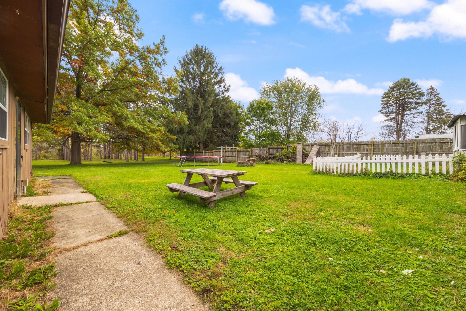 4507 Ponca Street, McHenry, IL 60050