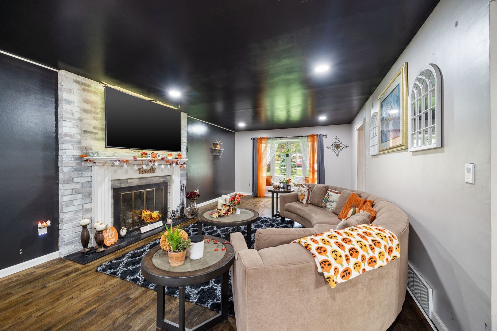 4507 Ponca Street, McHenry, IL 60050