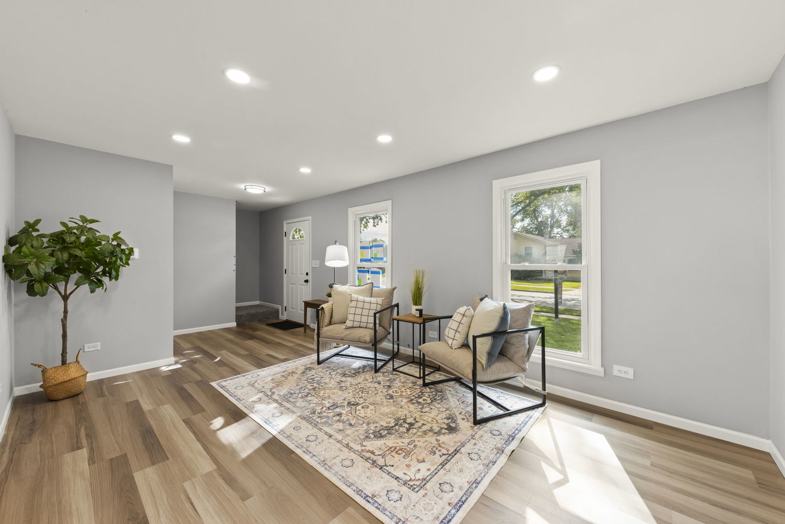 152 W Montana Avenue, Glendale Heights, IL 60139