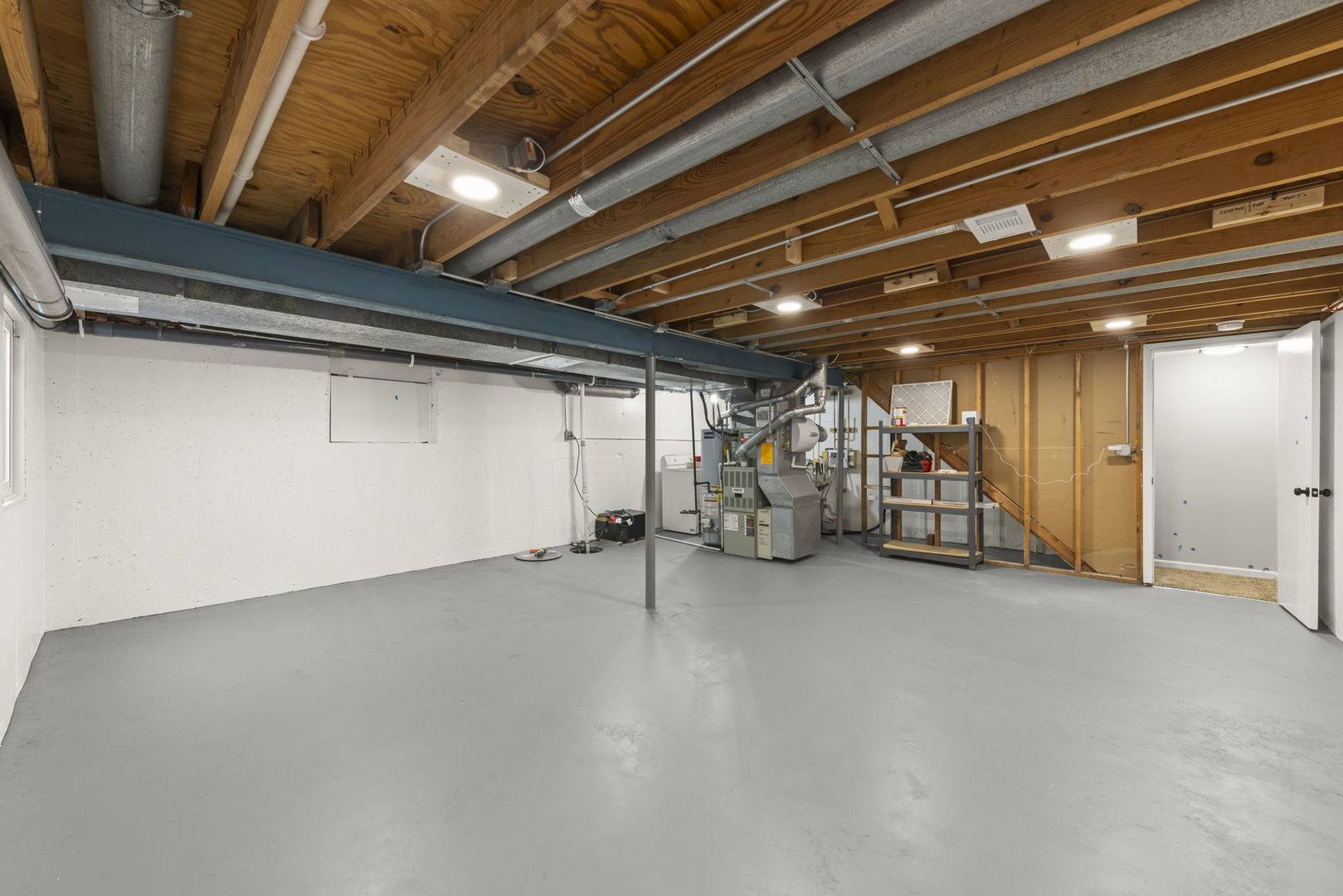 152 W Montana Avenue, Glendale Heights, IL 60139