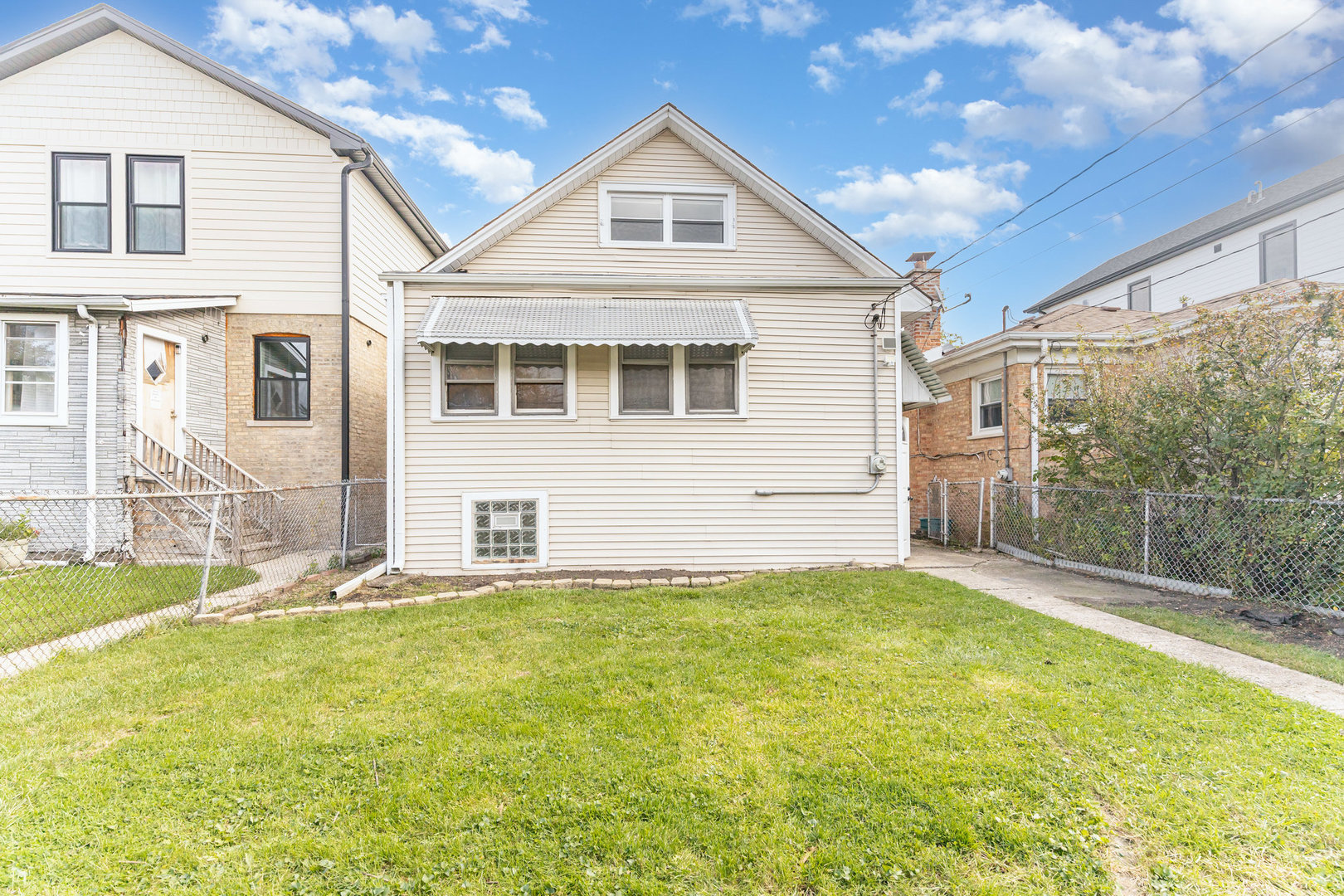5312 N Leamington Avenue, Chicago, IL 60630