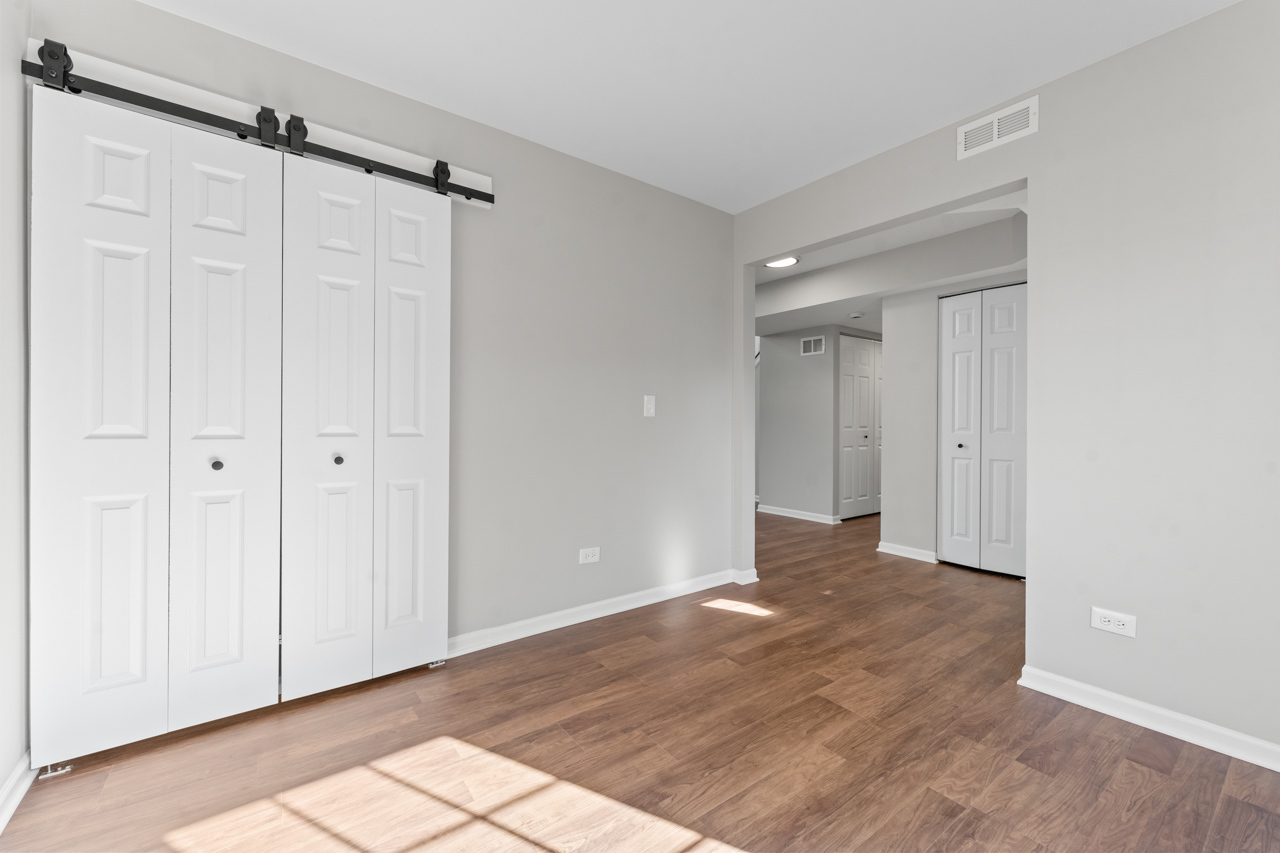 1849 Canterbury Court, Gurnee, IL 60031