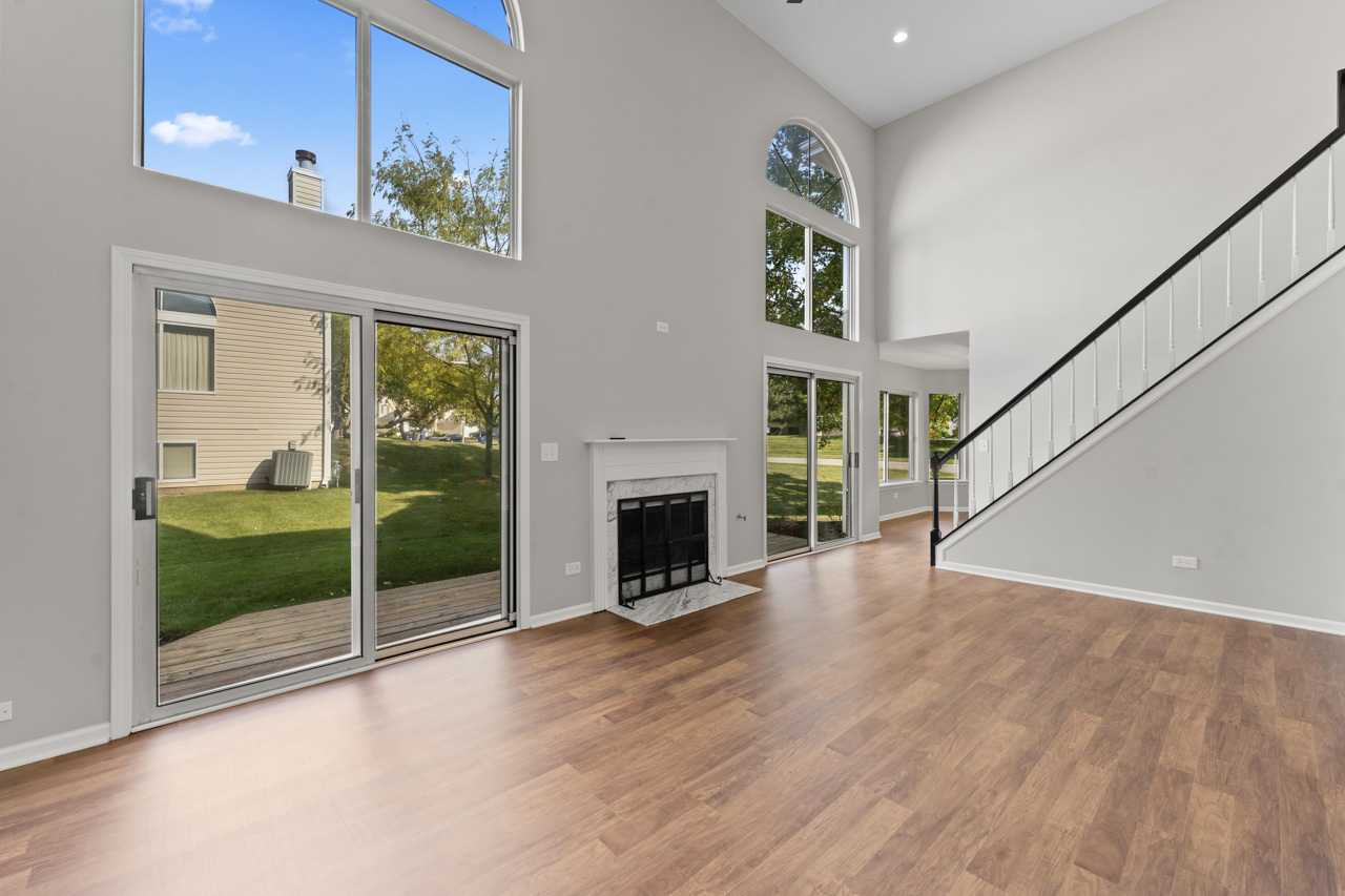 1849 Canterbury Court, Gurnee, IL 60031