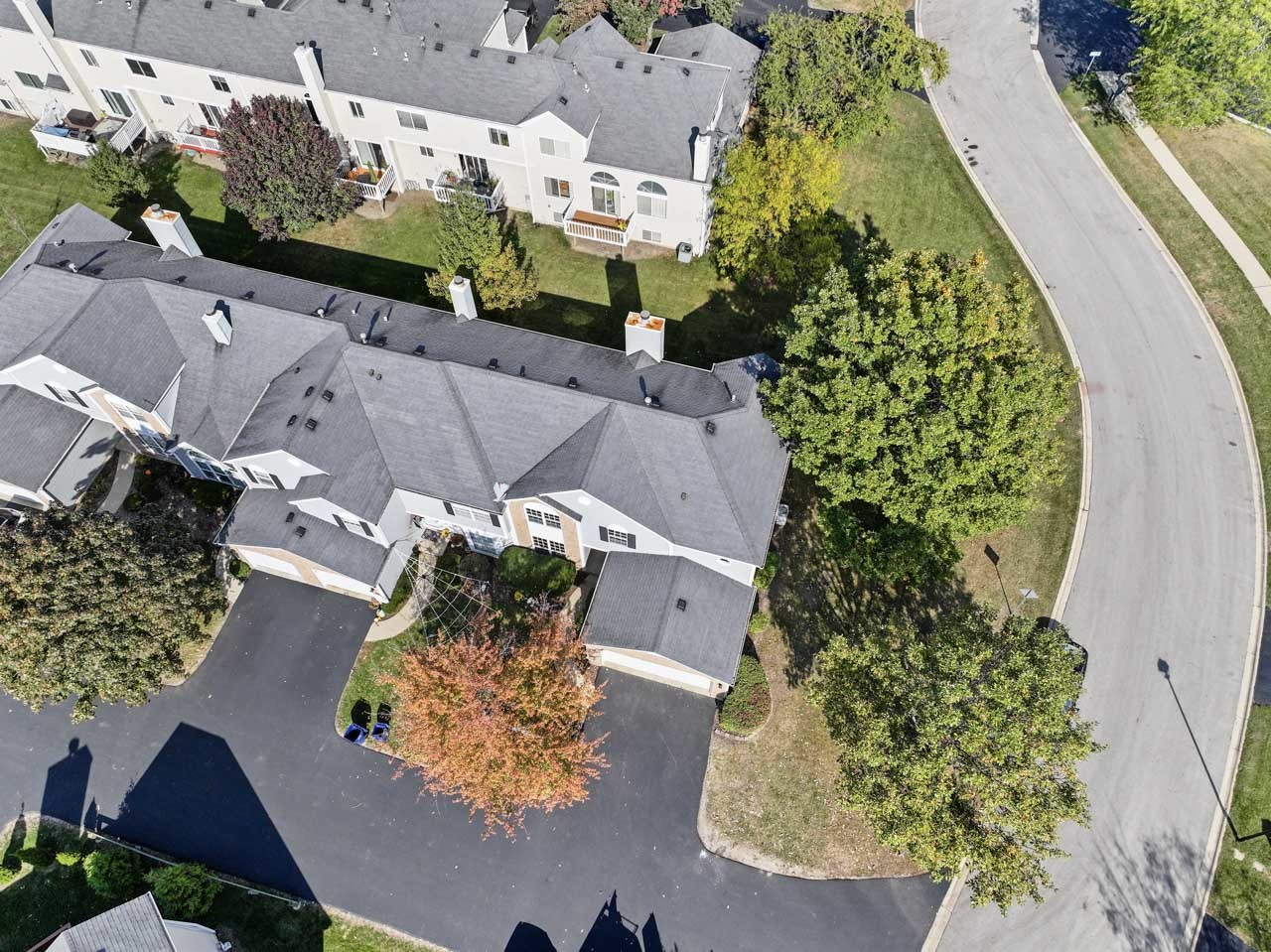 1849 Canterbury Court, Gurnee, IL 60031