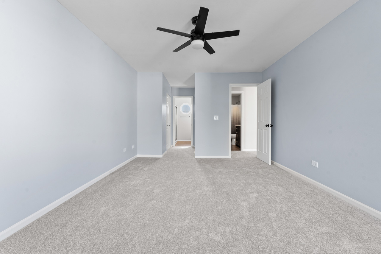 1849 Canterbury Court, Gurnee, IL 60031