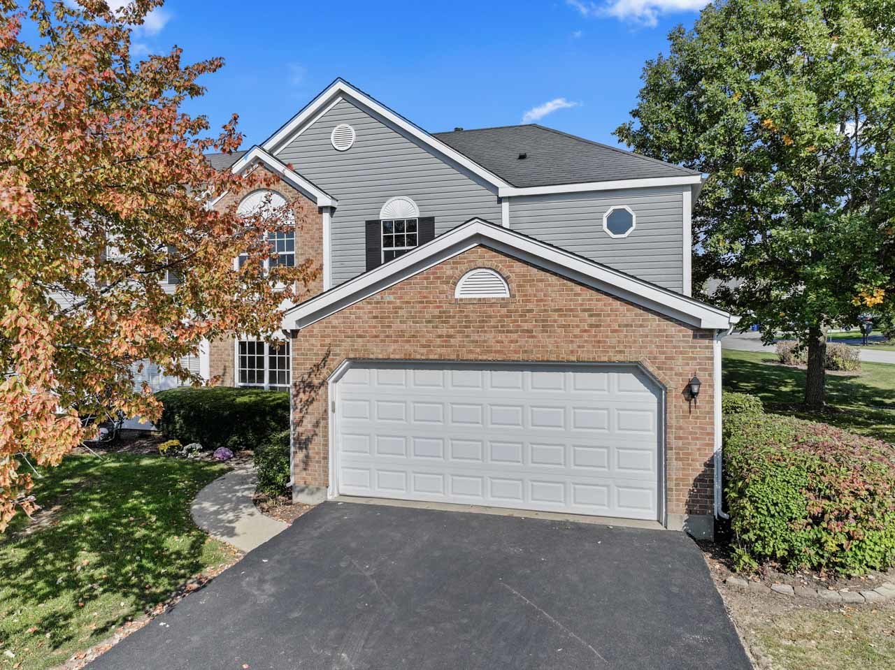 1849 Canterbury Court, Gurnee, IL 60031