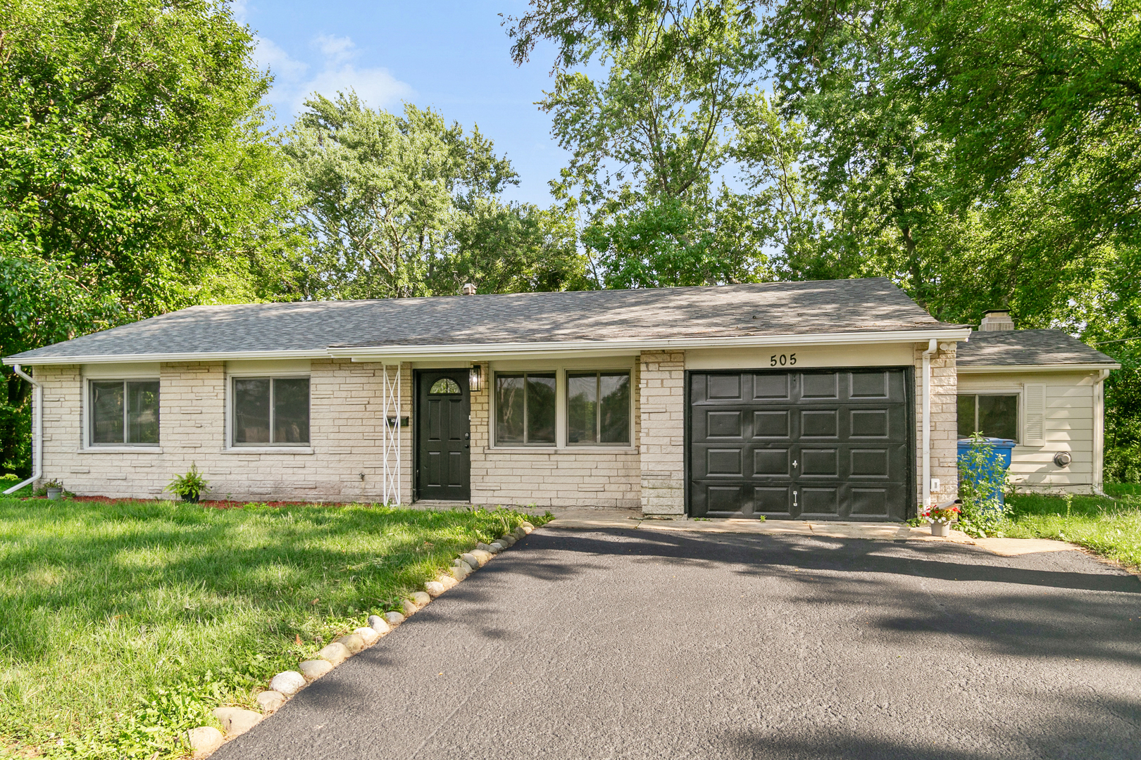 505 Barbara Court, University Park, IL 60484