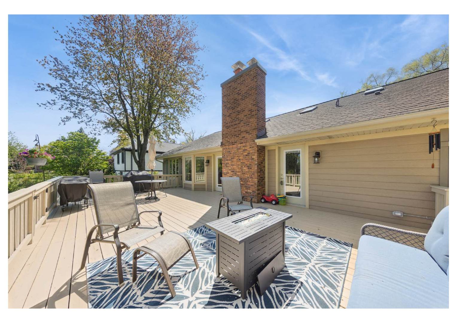 6145 Western Avenue, Willowbrook, IL 60527