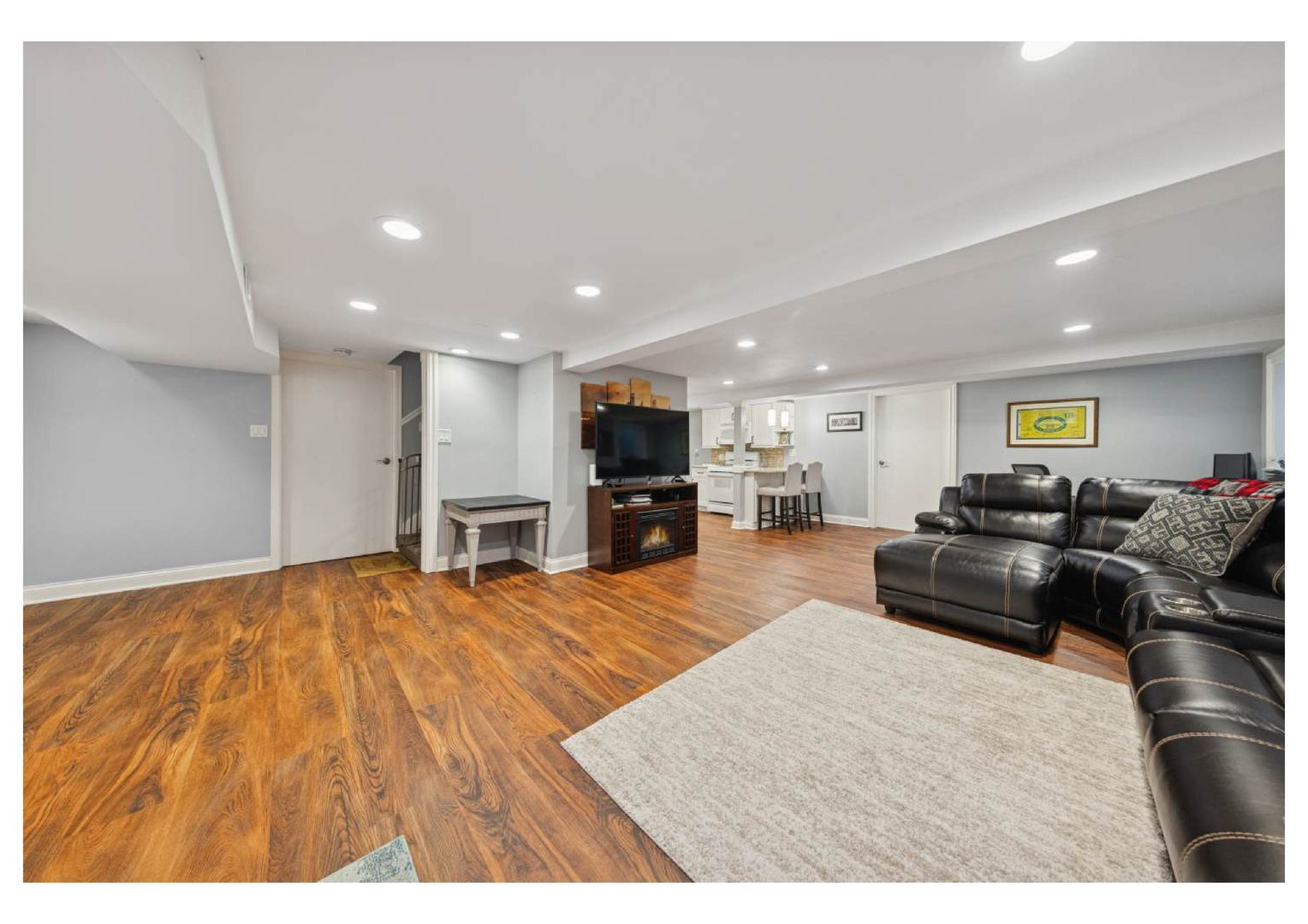 6145 Western Avenue, Willowbrook, IL 60527