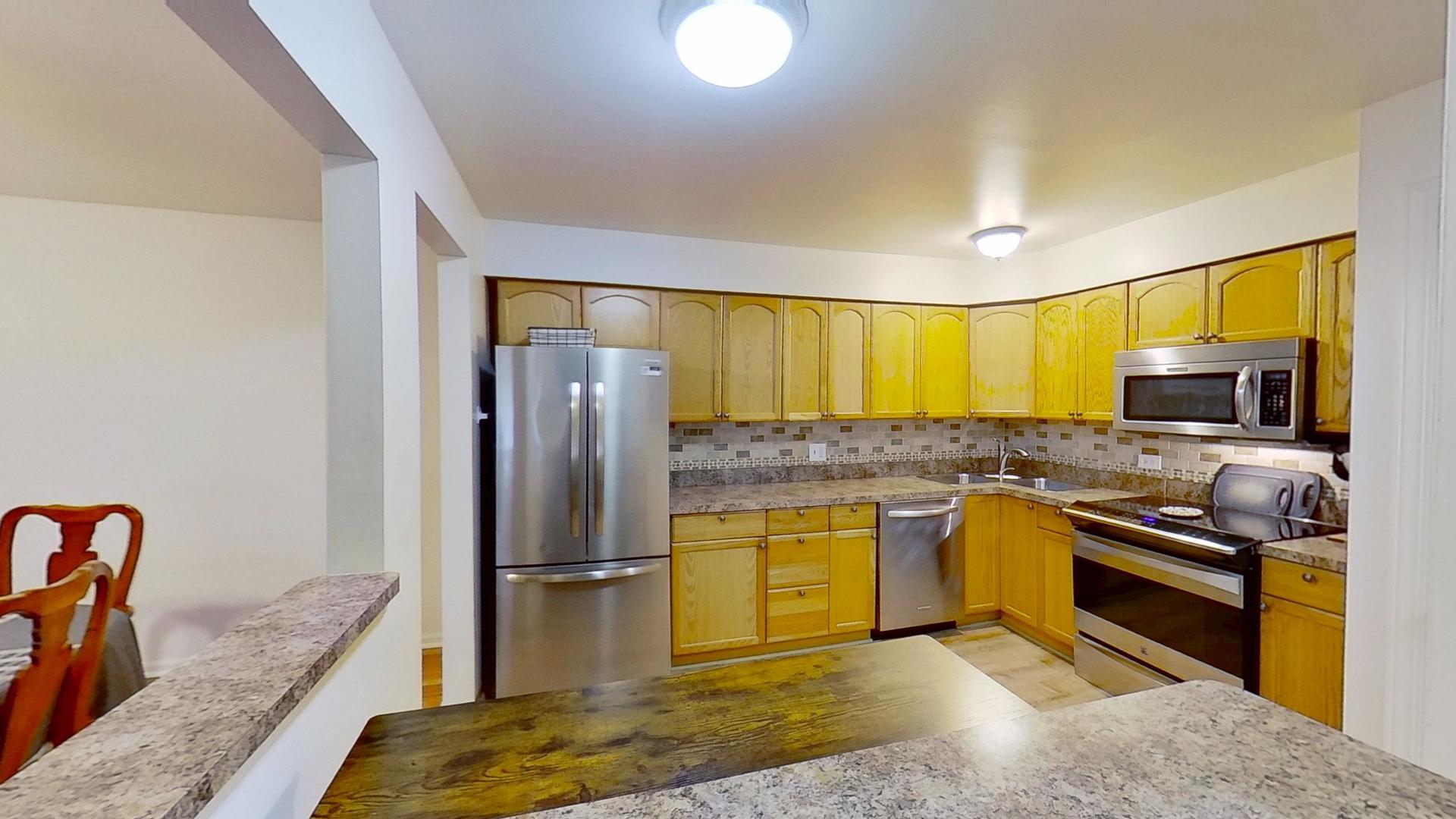 850 S Lorraine Road #1C, Wheaton, IL 60189