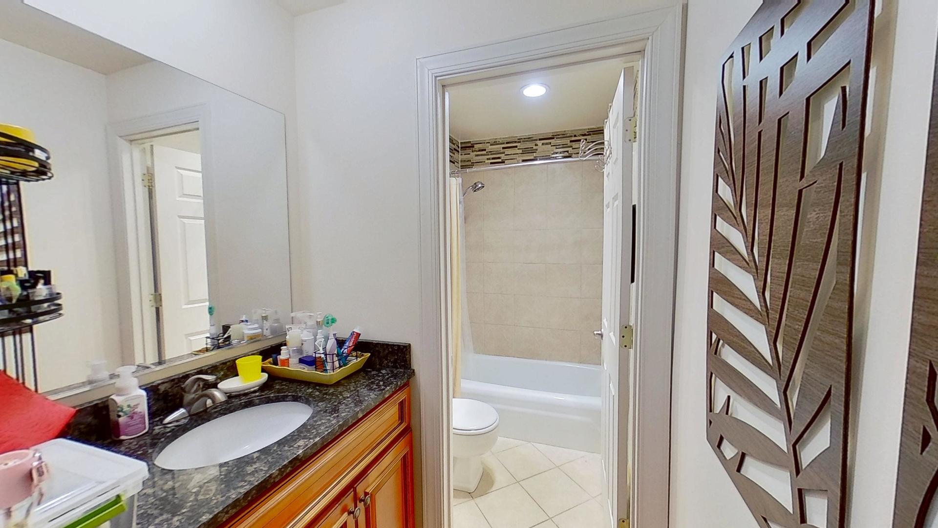 850 S Lorraine Road #1C, Wheaton, IL 60189