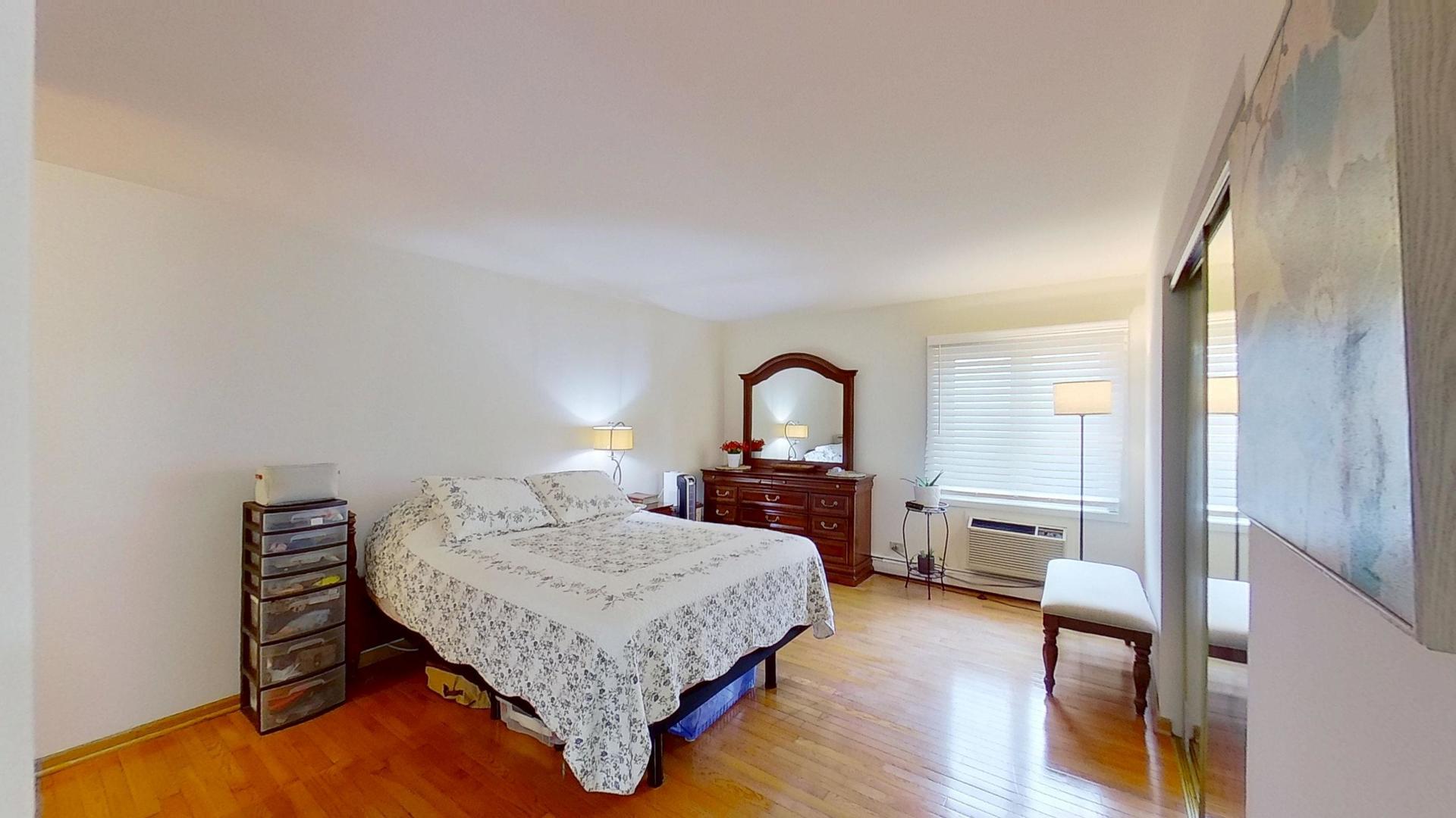 850 S Lorraine Road #1C, Wheaton, IL 60189