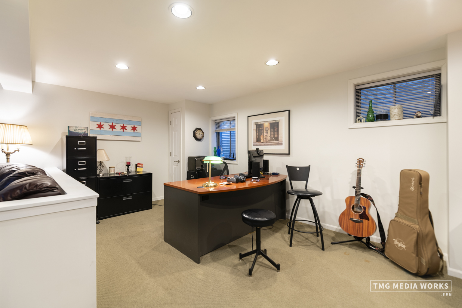 300 Churchill Lane, Aurora, IL 60504