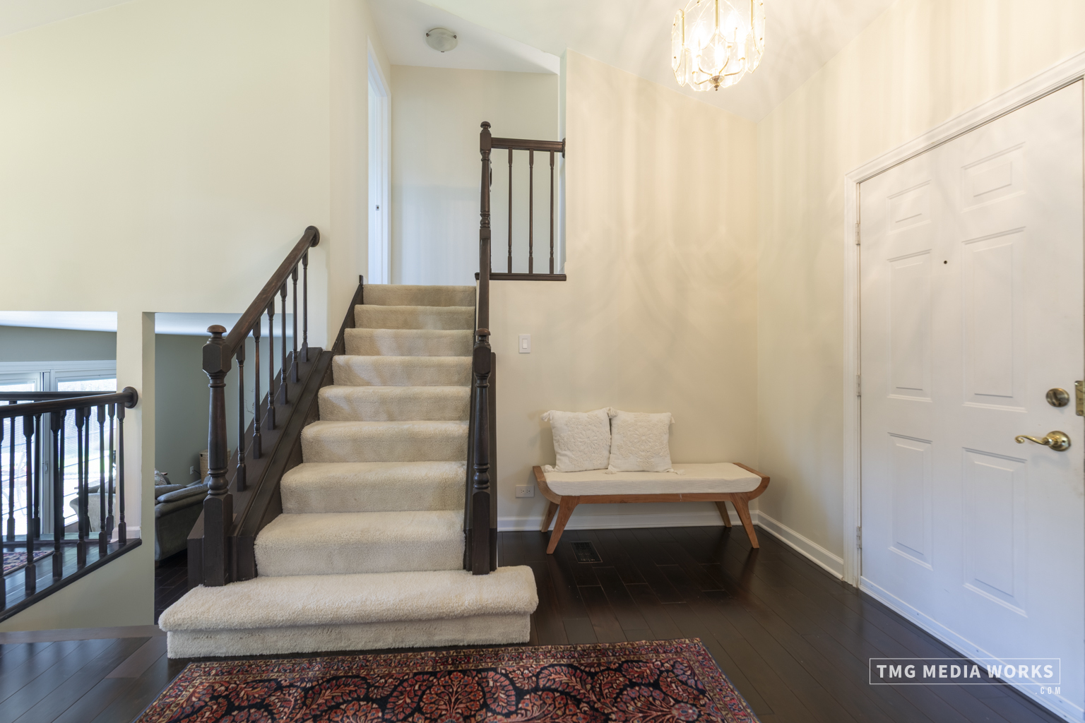 300 Churchill Lane, Aurora, IL 60504