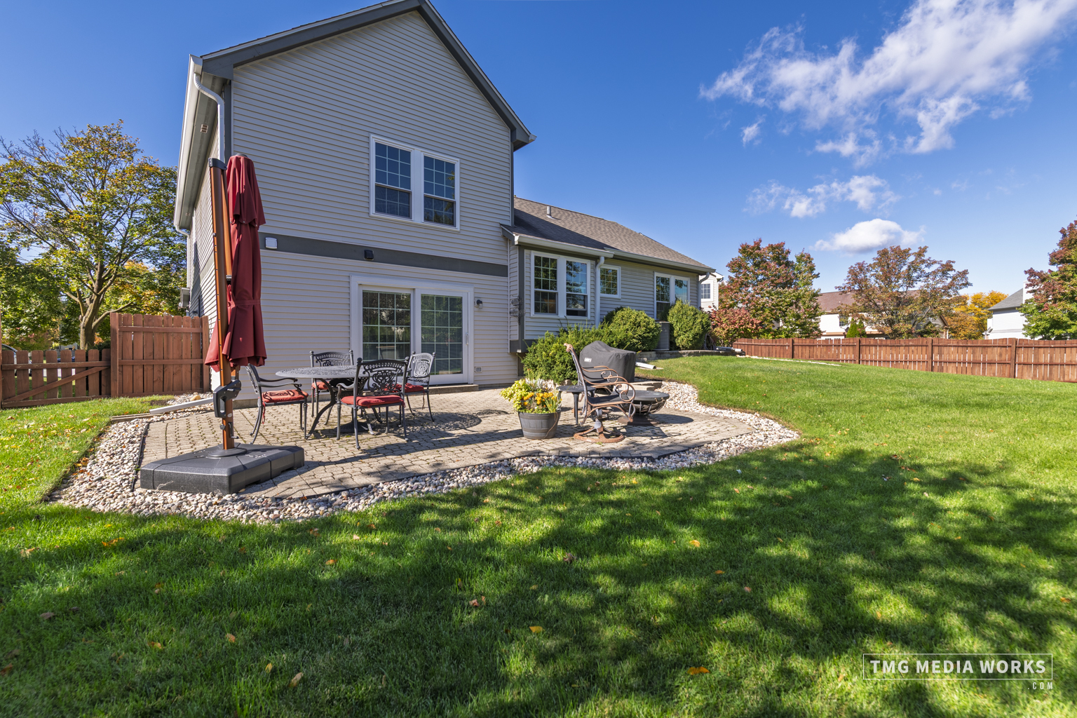 300 Churchill Lane, Aurora, IL 60504
