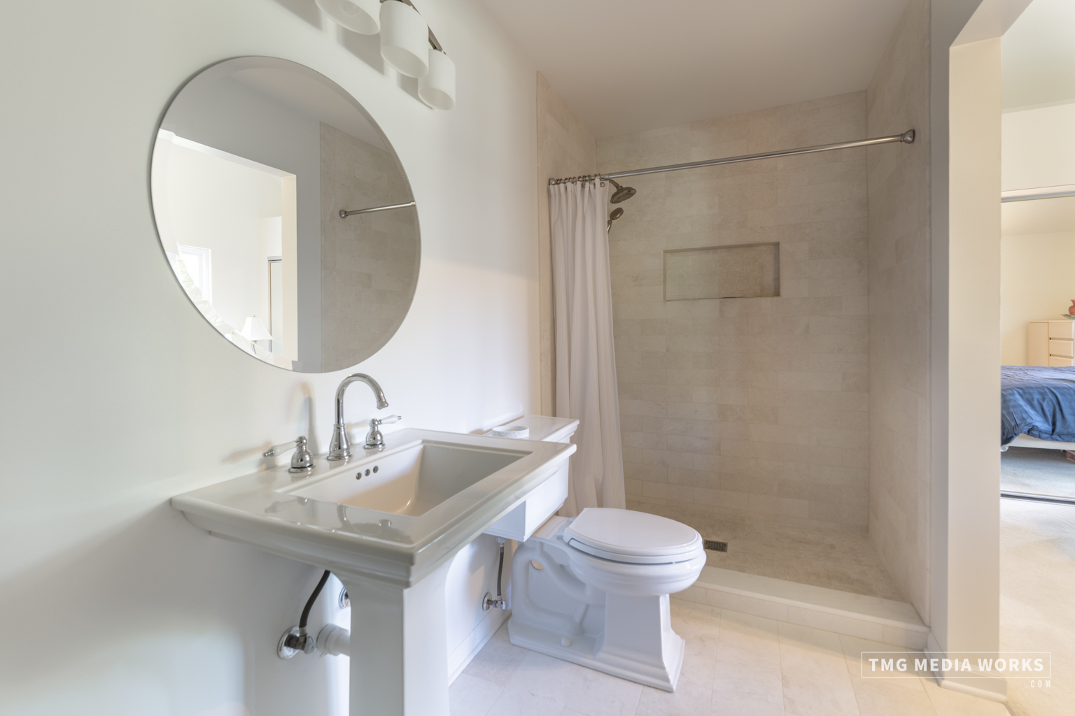 300 Churchill Lane, Aurora, IL 60504