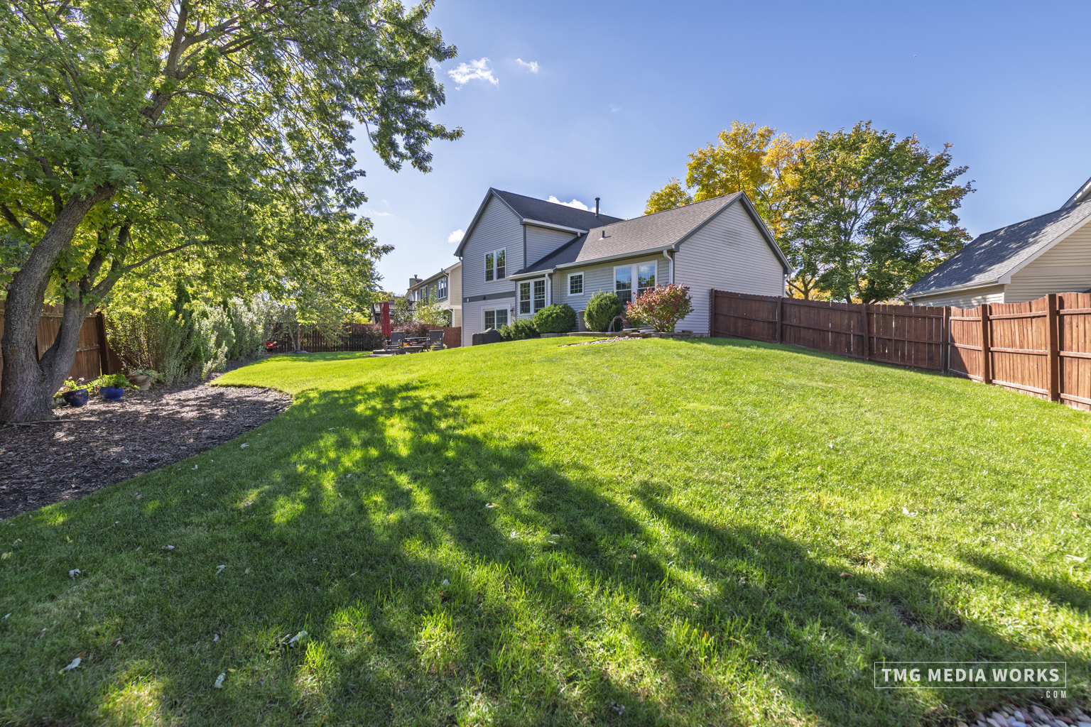 300 Churchill Lane, Aurora, IL 60504