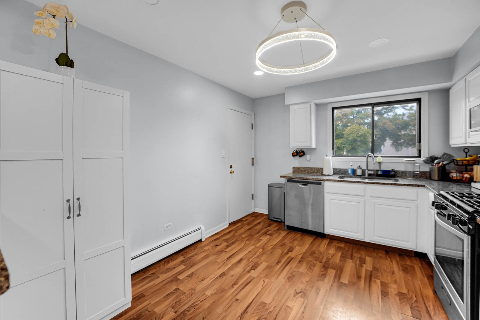 5159 N East River Road #212, Chicago, IL 60656
