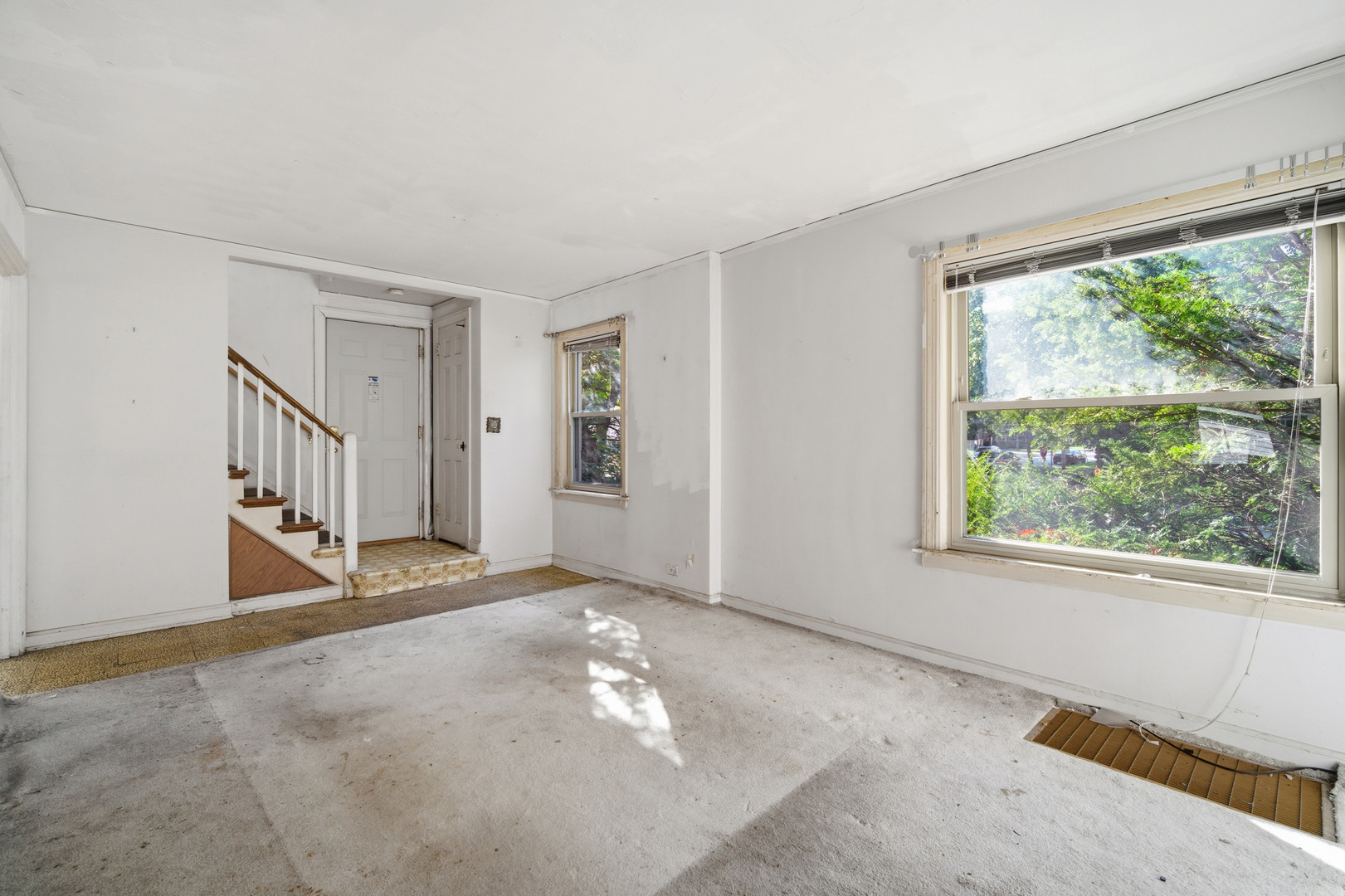 1793 White Street, Des Plaines, IL 60018