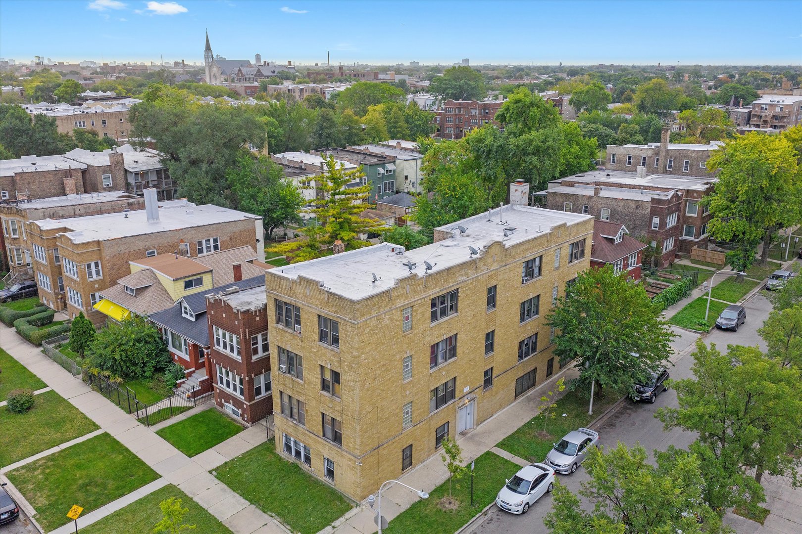 223-233 N kolmar Avenue, Chicago, IL 60624