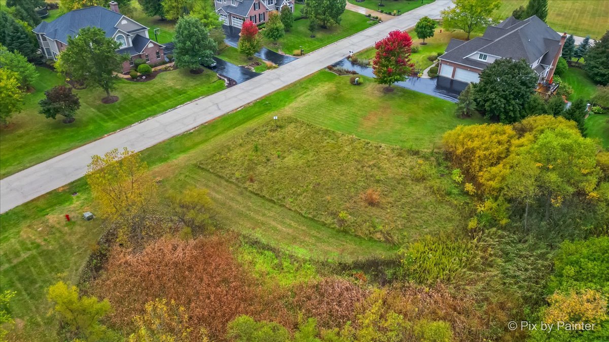 9780 STONECASTLE Lane, Lakewood, IL 60014