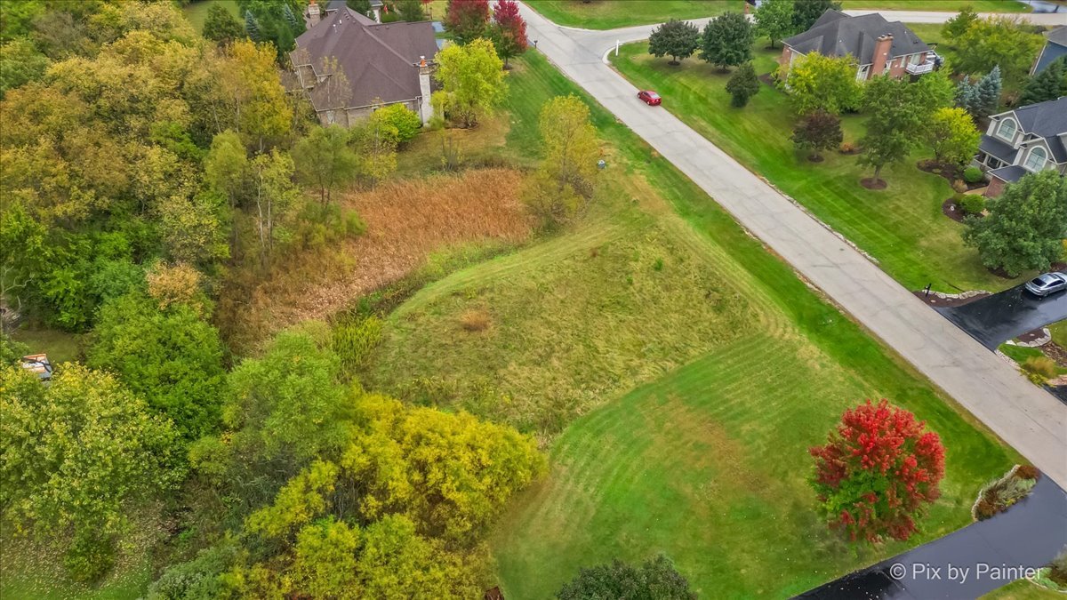 9780 STONECASTLE Lane, Lakewood, IL 60014