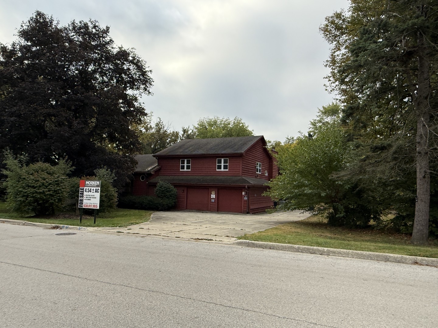 30W155 Calumet Avenue, Warrenville, IL 60555