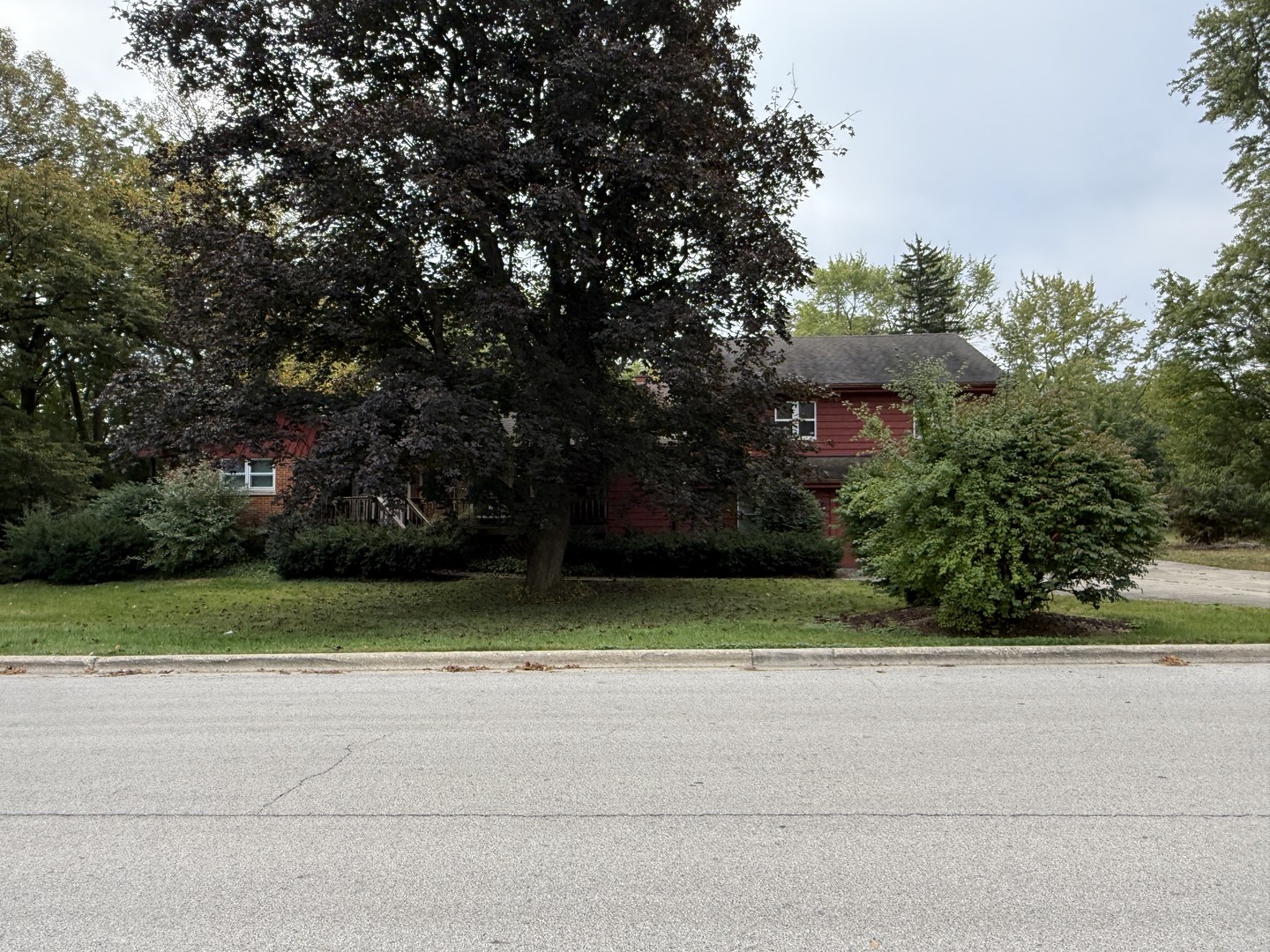30W155 Calumet Avenue, Warrenville, IL 60555