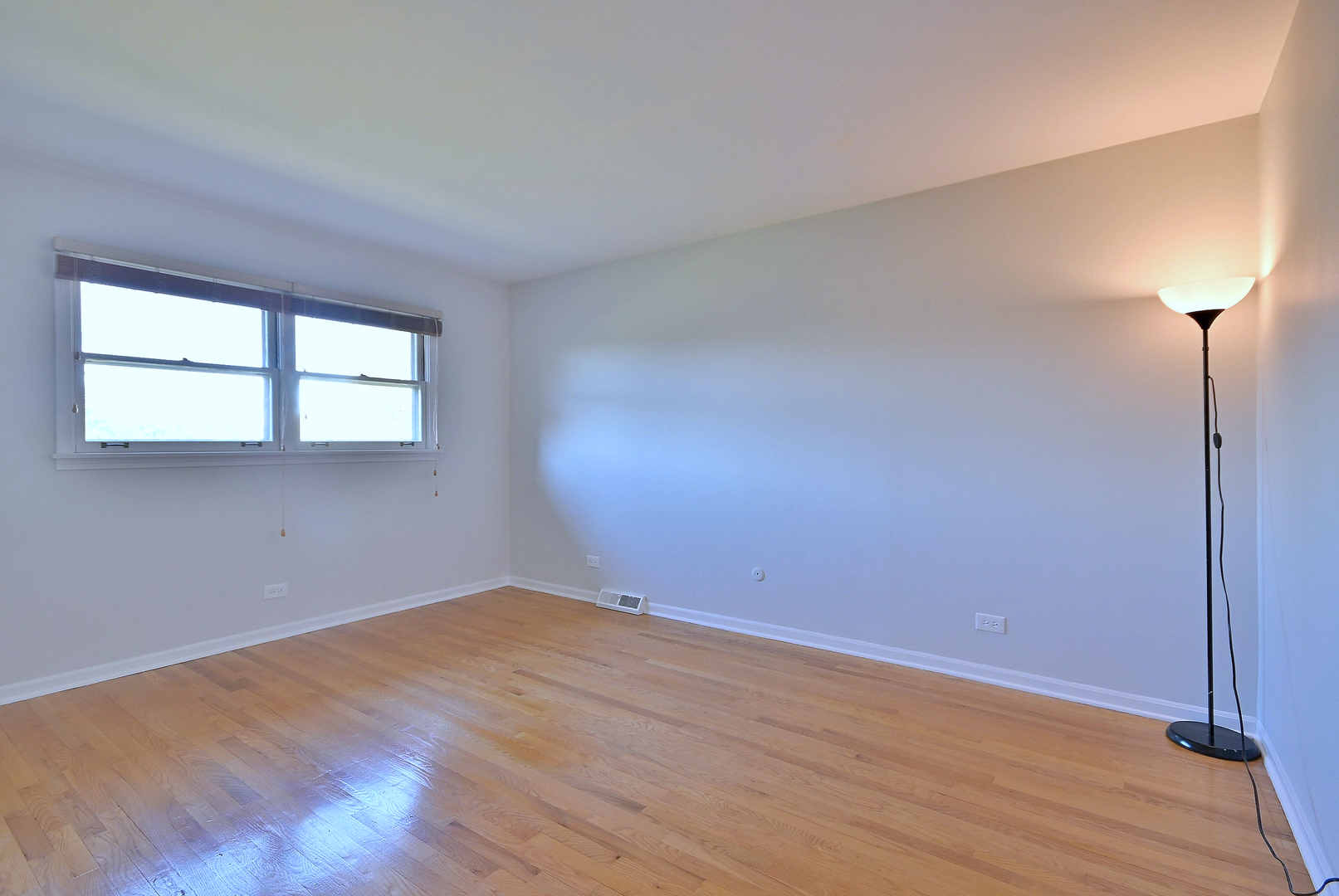 6730 Charleston Drive, Darien, IL 60561