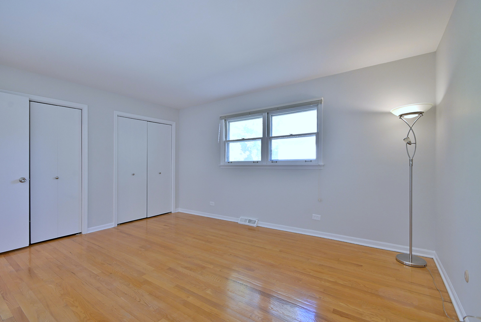 6730 Charleston Drive, Darien, IL 60561