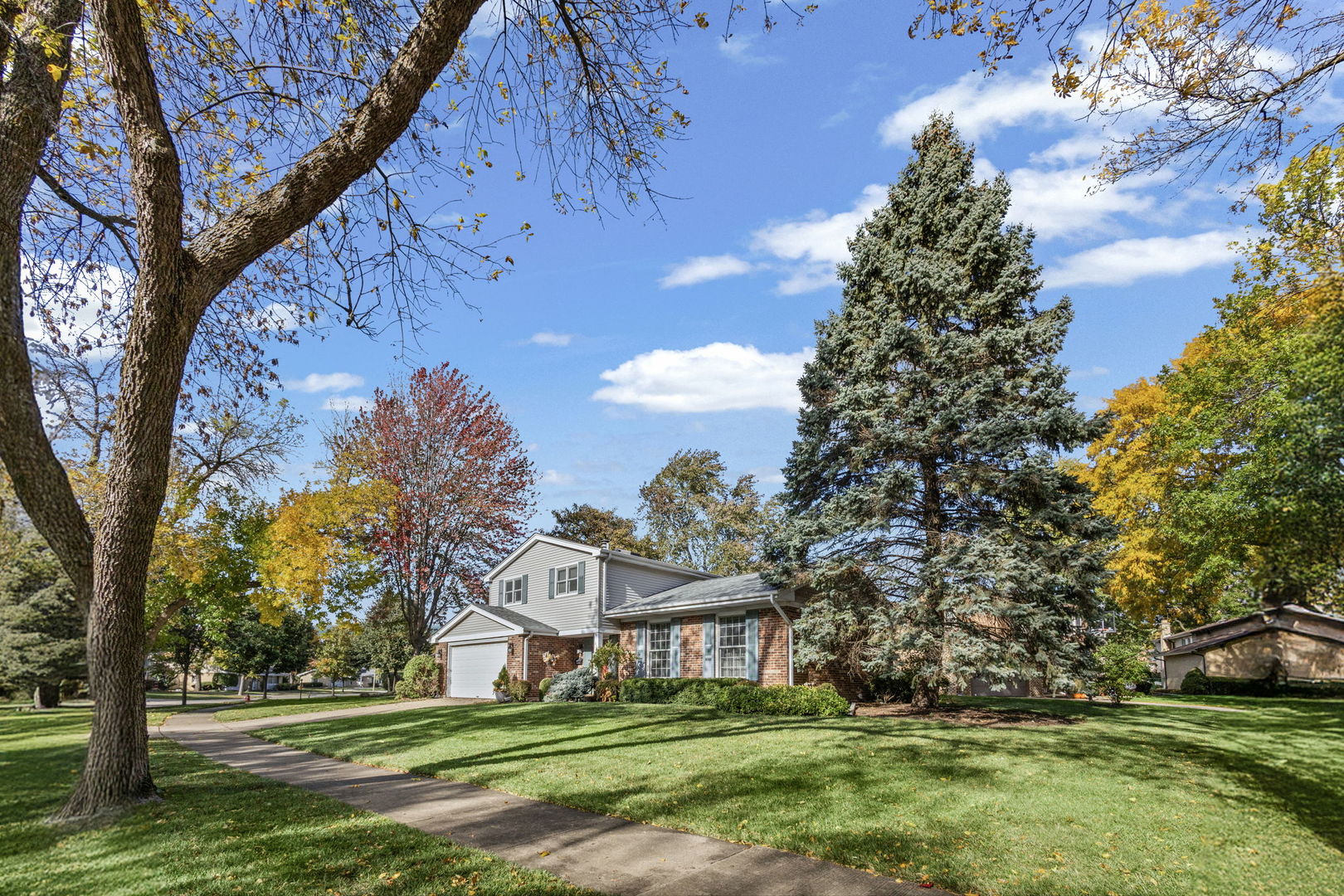 1515 S Harvard Avenue, Arlington Heights, IL 60005