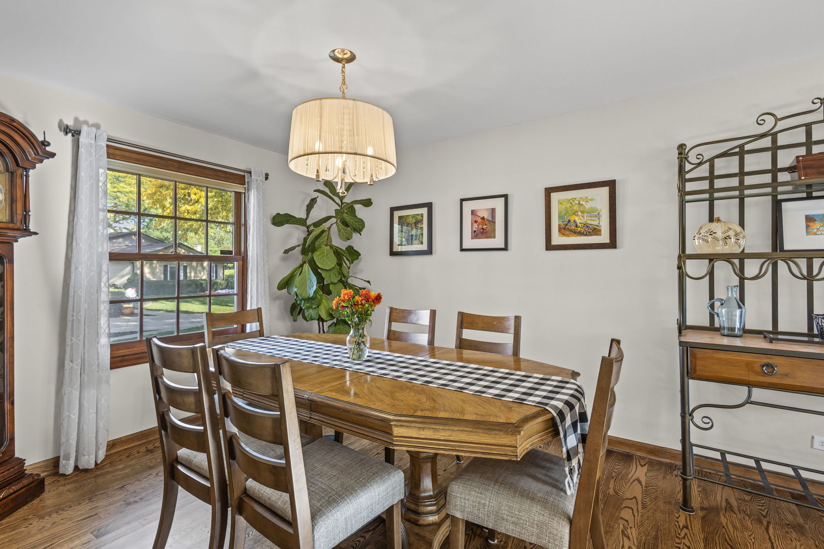 1515 S Harvard Avenue, Arlington Heights, IL 60005