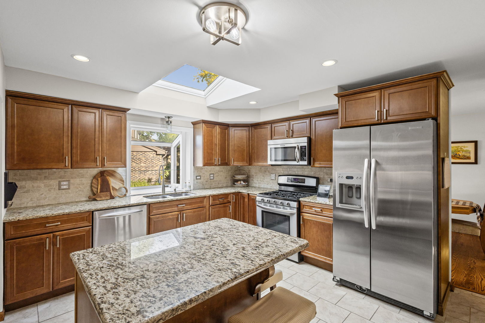 1515 S Harvard Avenue, Arlington Heights, IL 60005