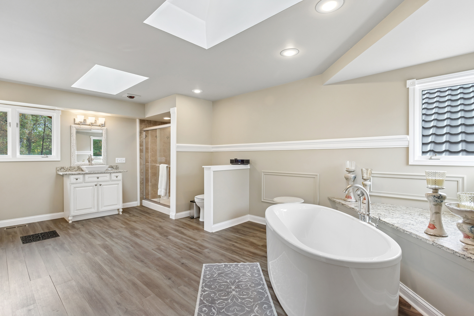 1N546 Burr Oak Road, West Chicago, IL 60185