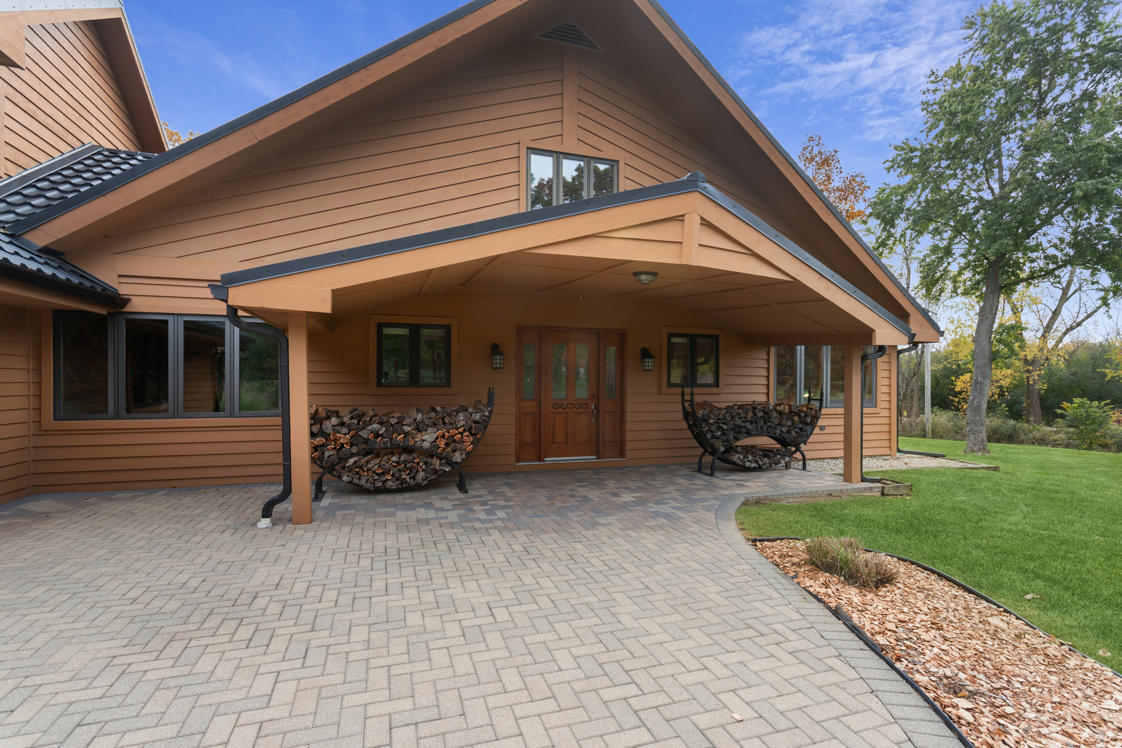 1N546 Burr Oak Road, West Chicago, IL 60185