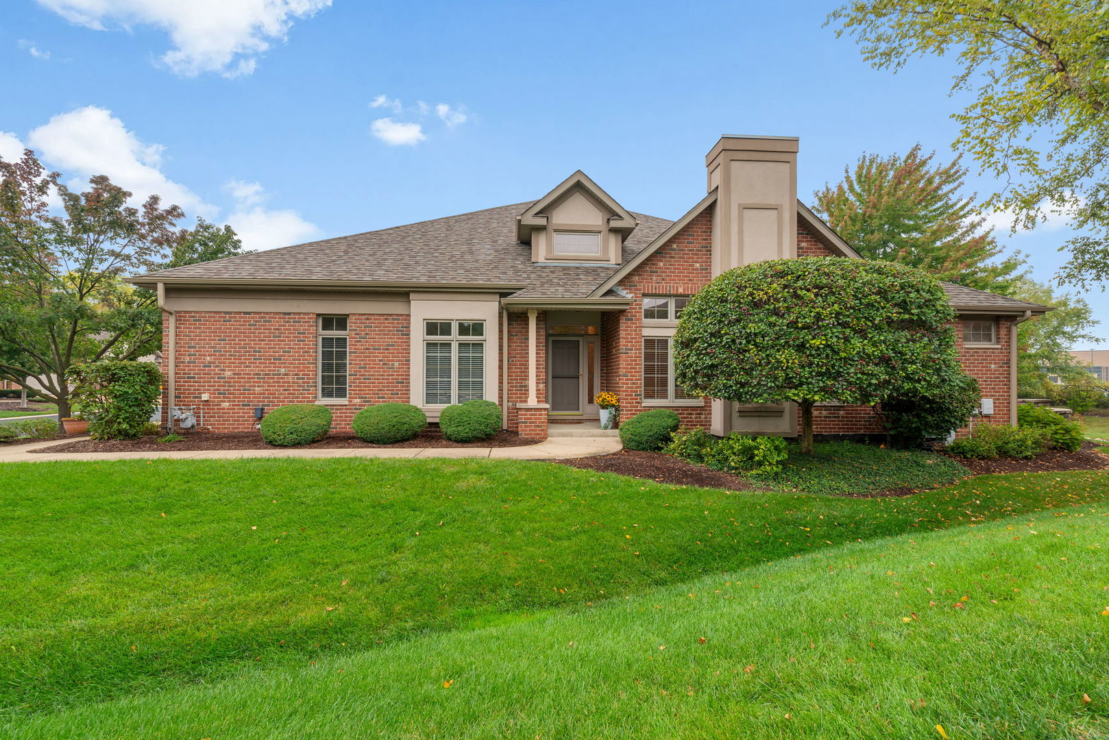 17 Shadow Creek Circle, Palos Heights, IL 60463