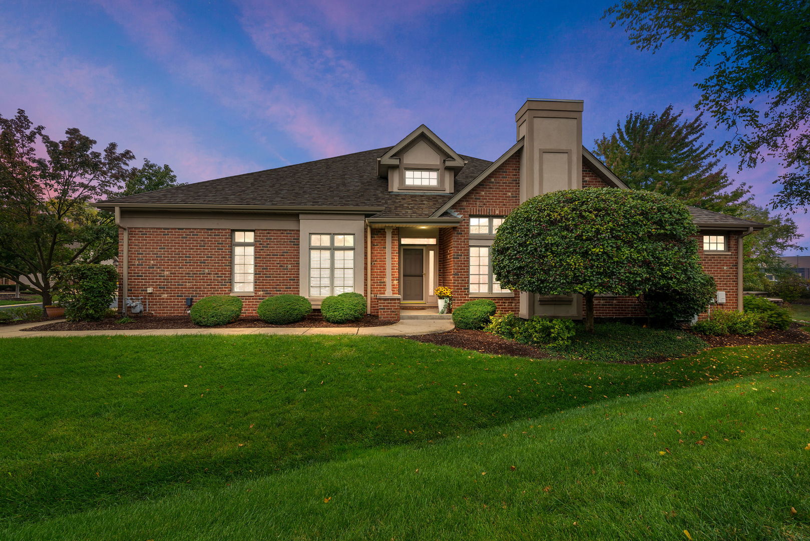 17 Shadow Creek Circle, Palos Heights, IL 60463