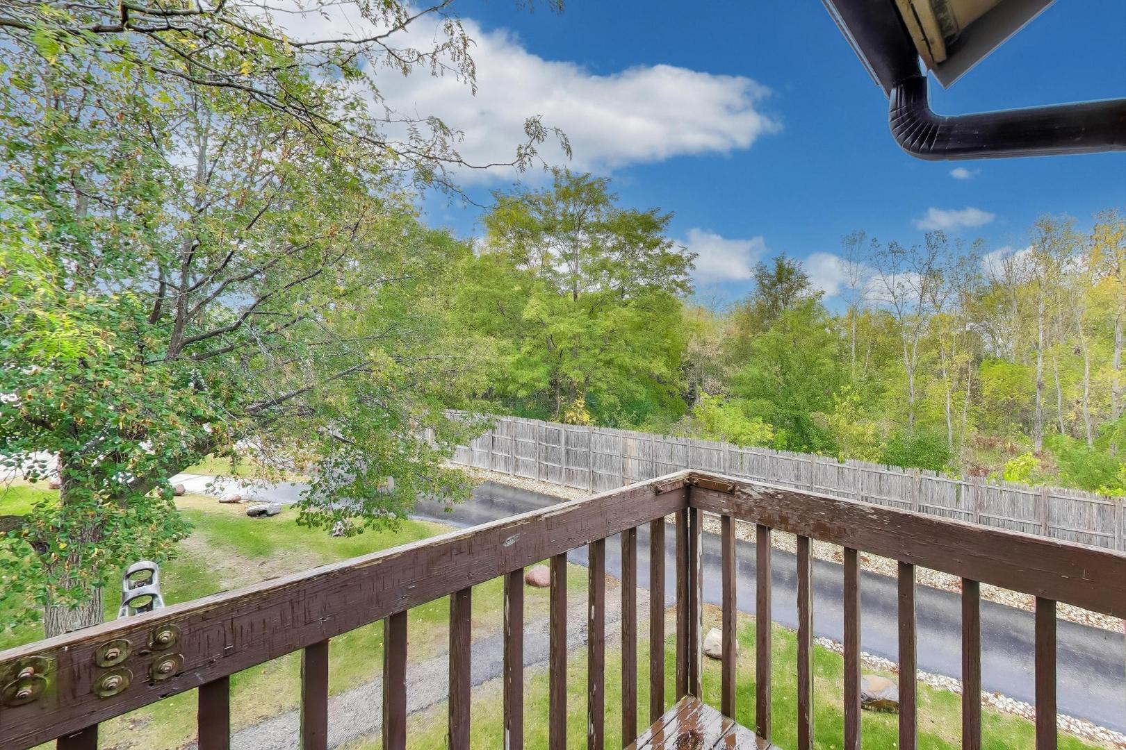 13 Saint Thomas Colony #7, Fox Lake, IL 60020