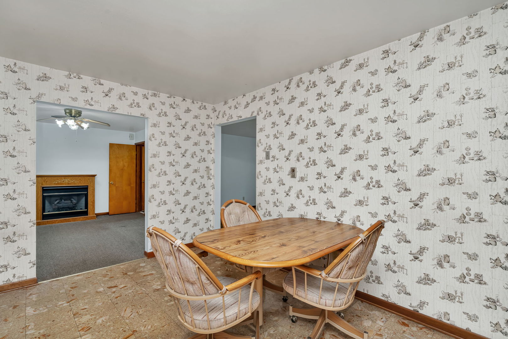 11085 N Tabler Road, Minooka, IL 60447