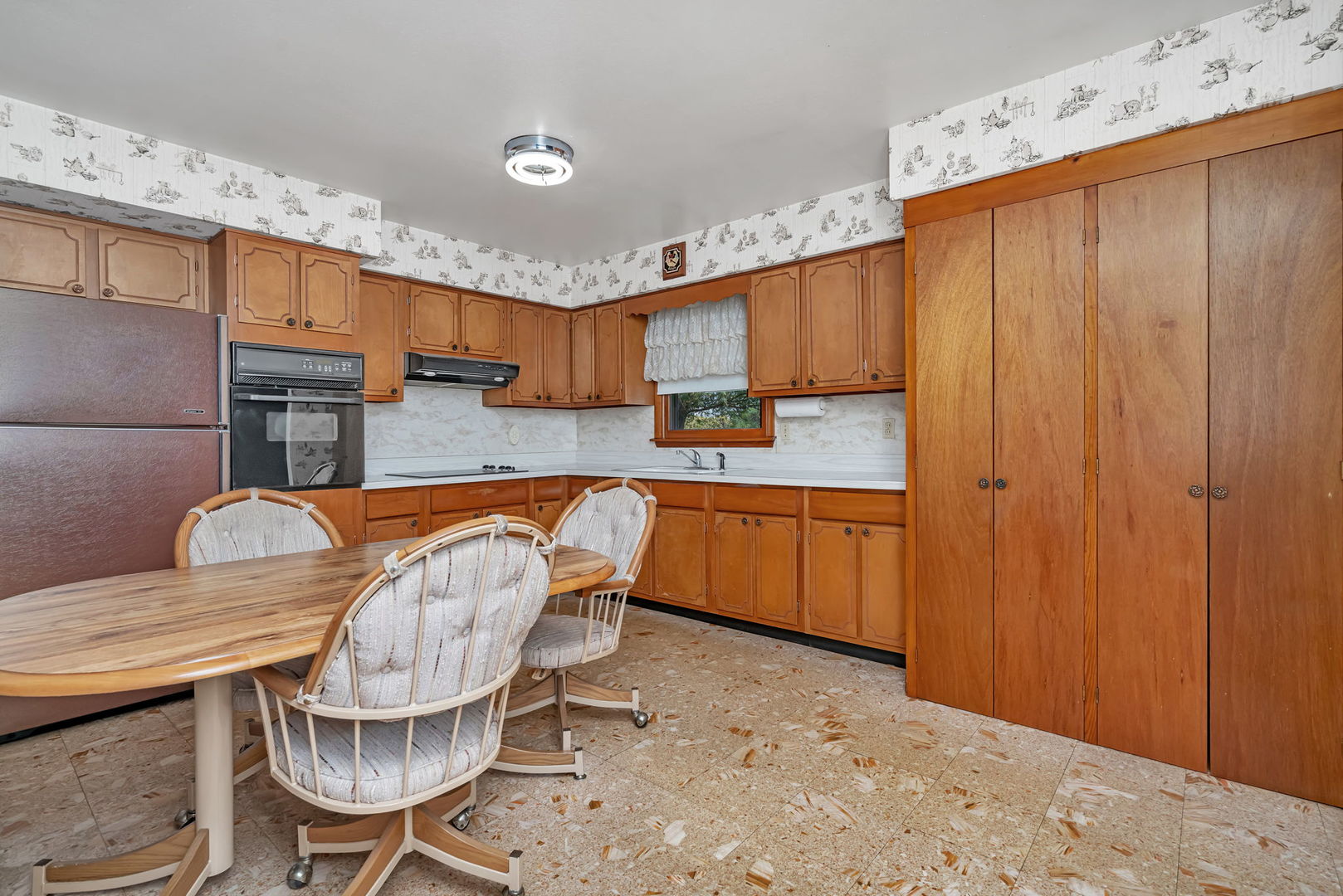 11085 N Tabler Road, Minooka, IL 60447