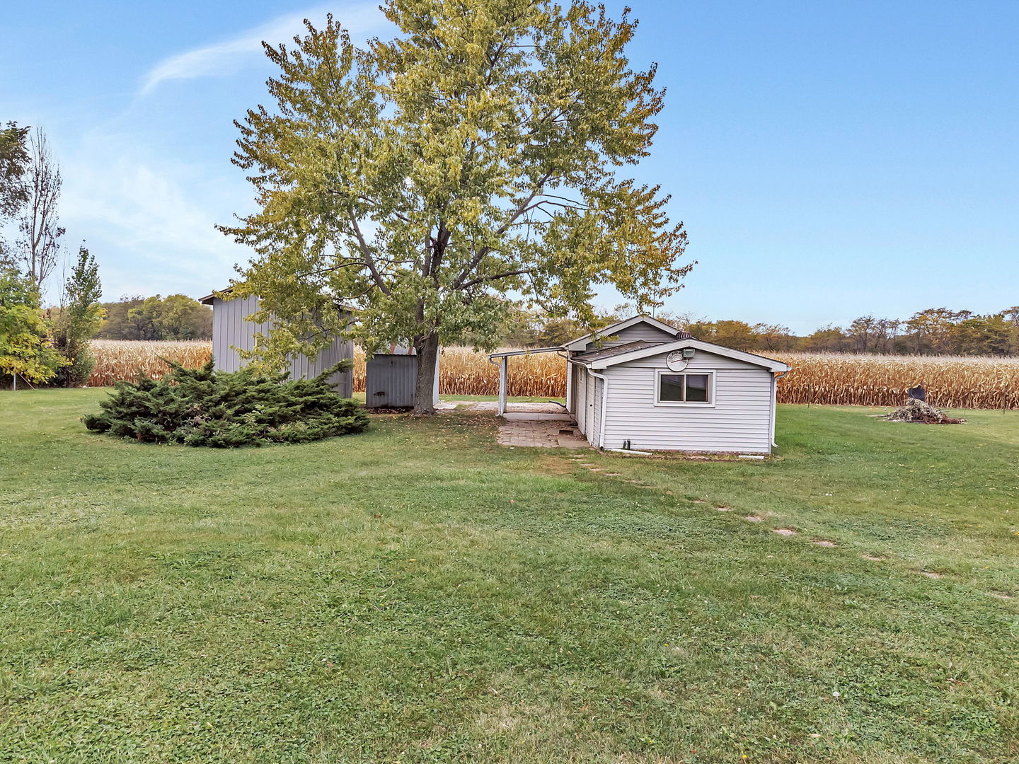 11085 N Tabler Road, Minooka, IL 60447